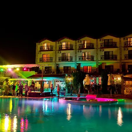 Hotel Club D'or 3*
