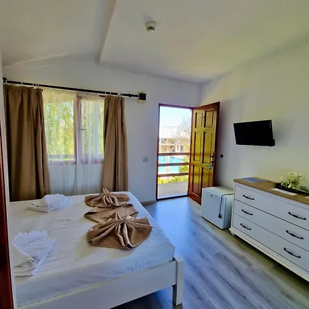 Hotel Club D'or 3*